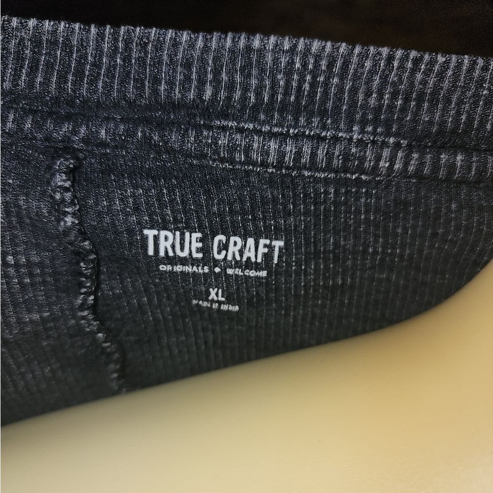 JUNIOR'S True Craft Ribbed Top - Picture 10 of 10